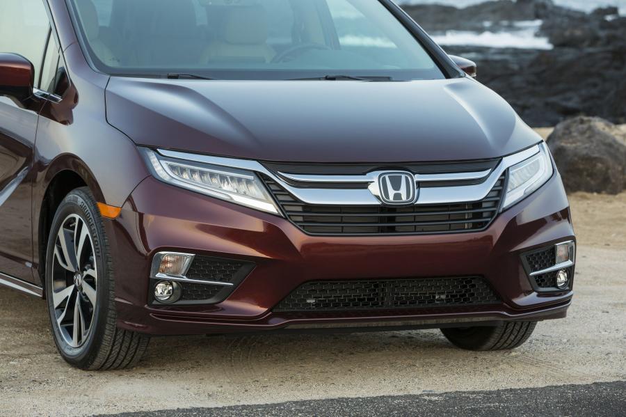 Детали экстерьера Honda Odyssey 2017 года  (фото 116 из 160)